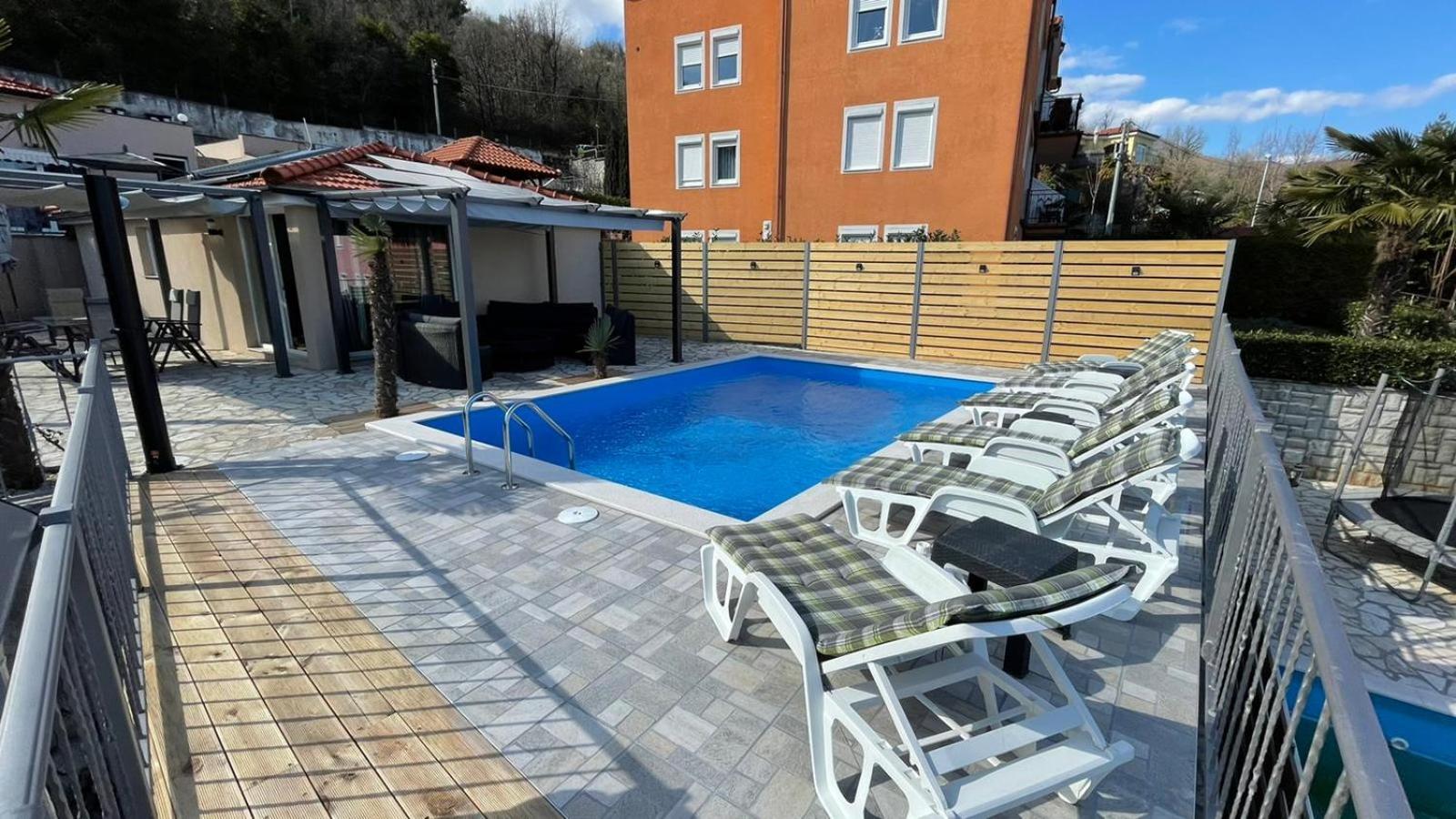 Apartments Kroatien Lovran Rum bild
