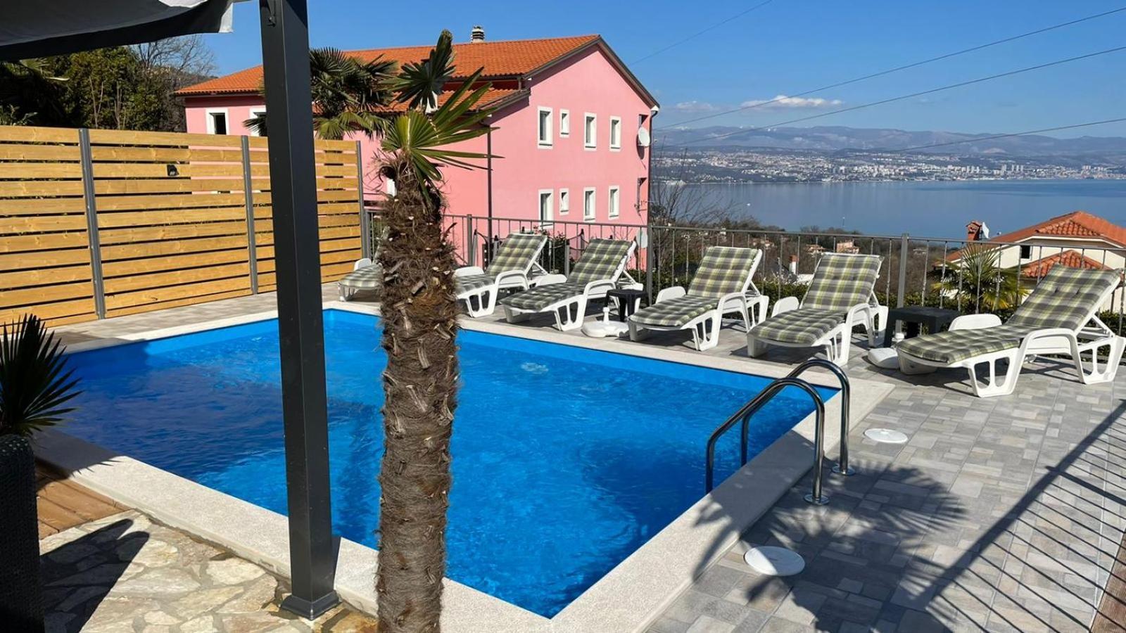 Apartments Kroatien Lovran Rum bild